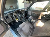 Usata Alfa Romeo 75 148 CV (108 kW) 1990 Grigio Berlina