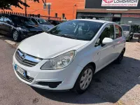 Usata Opel Corsa Club 75 CV (55 kW) 2008 Bianco Utilitaria