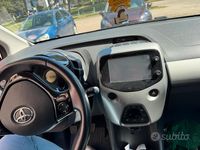 Usata Toyota Aygo X-play 2017 Rosso Utilitaria