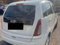 Usata Lancia Musa 77 CV (56 kW) 2012 Bianco Monovolume