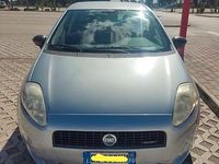 Usata Fiat Grande Punto Emotion 120 CV (88 kW) 2007 Grigio Utilitaria