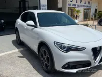Usata Alfa Romeo Stelvio Ti 209 CV (153 kW) 2022 Bianco SUV