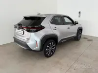 Usata Toyota Yaris Cross Trend 92 CV (67 kW) 2022 Grigio SUV