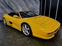 Usata Ferrari F355 381 CV (280 kW) 1970 Giallo Cabrio