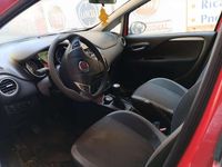 Begagnad Fiat Punto 75 HK (55 kW) 2012 Halvkombi