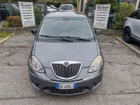 Usata Lancia Musa S 95 CV (69 kW) 2012 Grigio Monovolume