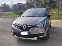 Usata Renault Captur 110 CV (80 kW) 2018 Grigio SUV