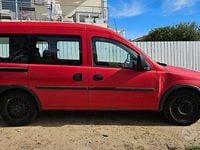 Usata Opel Combo 75 CV (55 kW) 2006 Berlina
