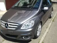 Usata Mercedes B180 Executive 109 CV (80 kW) 2011 Grigio Utilitaria