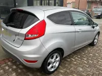 Gebraucht Ford Fiesta Titanium 68 PS (50 kW) 2010 Grau Limousine