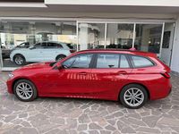 Begagnad BMW 316 Advantage 122 HK (89 kW) 2022 Röd Kombi