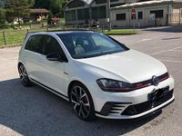 Usata VW Golf VII 265 CV (194 kW) 2017 Bianco Utilitaria