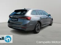 Usata Skoda Octavia Style 116 CV (85 kW) 2023 Grigio scuro met. Station wagon