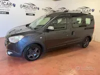 Gebraucht Dacia Dokker Stepway 90 PS (66 kW) 2017 Grau Van / Kleinbus