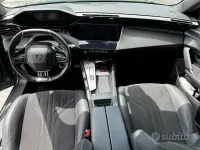 Usata Peugeot 308 SW GT-line 131 CV (96 kW) 2022 Verde Station wagon