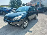 Usata Toyota RAV4 Sol 136 CV (100 kW) 2007 Nero SUV