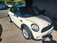 Usata Mini Cooper D 112 CV (82 kW) 2010 Beige Utilitaria