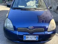 Usata Toyota Yaris Sol 68 CV (50 kW) 2000 Blu/azzurro Berlina