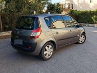 Usata Renault Scénic II 130 CV (95 kW) 2005 Monovolume