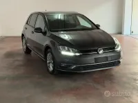 Usata VW Golf VII Sport 116 CV (85 kW) 2018 Grigio Berlina