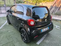 Usata Smart ForFour 71 CV (52 kW) 2017 Nero Utilitaria