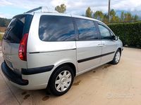 Usata Peugeot 807 136 CV (100 kW) 2007 Grigio Monovolume