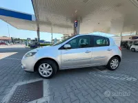 Usata Renault Clio IV Dynamique 75 CV (55 kW) 2012 Grigio Berlina