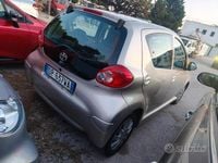 Second-hand Toyota Aygo 68 CP (50 kW) 2008 Maro Hatchback