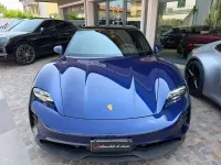 Usata Porsche Taycan GTS Sport 439 kW (598 CV) 2022 Blue genziana metallizzato Berlina