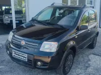 Usata Fiat Panda 4x4 Climbing 69 CV (50 kW) 2007 Nero Utilitaria