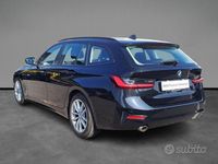 Usata BMW 318 Efficient Dynamics 150 CV (110 kW) 2020 Nero / pastello Station wagon