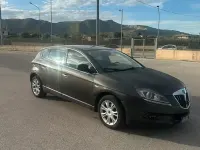 Usata Lancia Delta 105 CV (77 kW) 2010 Grigio Utilitaria