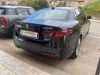 Usata Alfa Romeo Giulia 150 CV (110 kW) 2017 Nero Berlina