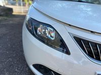 Usata Lancia Ypsilon S 70 CV (51 kW) 2024 Bianco Utilitaria