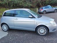 Usata Lancia Ypsilon 75 CV (55 kW) 2009 Grigio Utilitaria