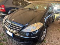 Usata Mercedes A180 Avantgarde 109 CV (80 kW) 2007 Nero(met.) Utilitaria