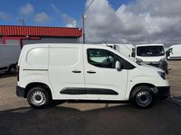 Usata Opel Combo 102 CV (75 kW) 2021 Banchisa Monovolume