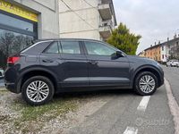 Usata VW T-Roc Advance 150 CV (110 kW) 2020 Grigio SUV