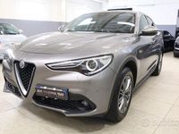Usata Alfa Romeo Stelvio Executive 210 CV (154 kW) 2017 Grigio SUV