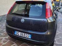 Usata Fiat Grande Punto 65 CV (47 kW) 2007 Grigio Utilitaria
