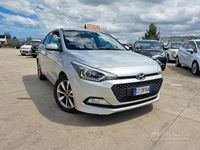 Usata Hyundai i20 Style 75 CV (55 kW) 2015 Grigio Berlina