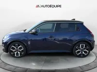 Begagnad Renault 5 E-Tech Iconic 110 kW (150 HK) 2024 Blå Halvkombi
