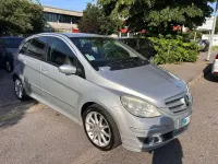 Usata Mercedes B180 109 CV (80 kW) 2006 Grigio Monovolume