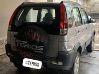 Usata Daihatsu Terios 86 CV (63 kW) 2005 Grigio SUV