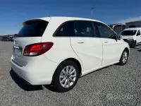 Begagnad Mercedes B160 Premium 90 HK (66 kW) 2018 Vit Minibuss