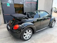 Usata VW New Beetle 116 CV (85 kW) 2003 Nero Utilitaria
