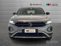 Usata VW T-Roc Life 110 CV (80 kW) 2023 Grigio SUV