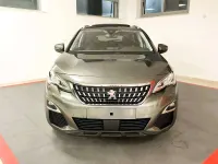 Usata Peugeot 3008 Allure 131 CV (96 kW) 2020 Verde SUV
