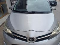 Usata Toyota Verso Style 111 CV (81 kW) 2015 Grigio Monovolume