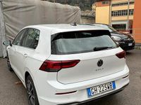 Begagnad VW Golf VIII 2020 Vit Sedan